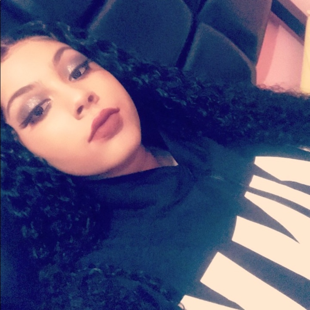 Meet your Posher, Gianna